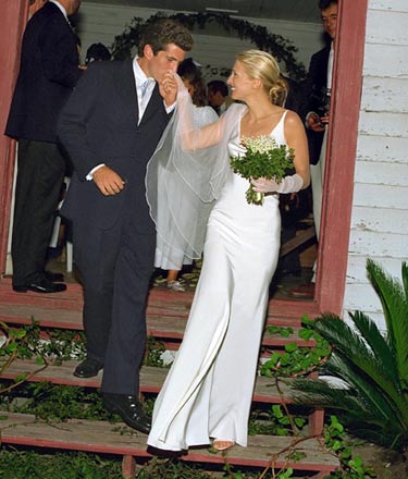 Caroline Kennedy Wedding Dress. 8 Carolyn Bessette-Kennedy